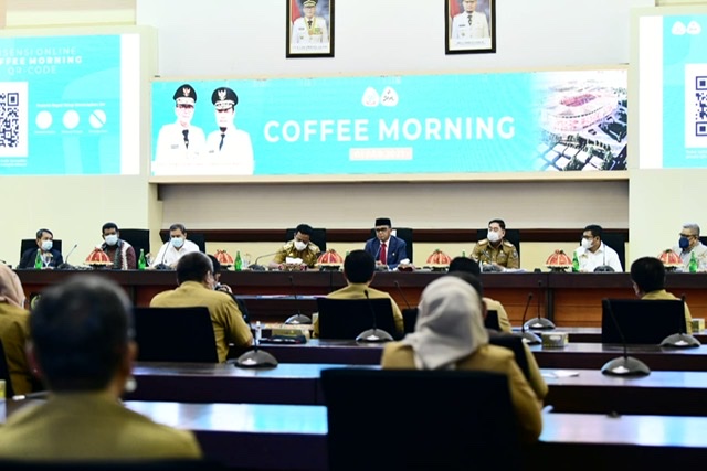 Tiga Hari Pemprov Sulsel Adakan Vaksinasi Massal untuk 4.804 Nakes se-Makassar